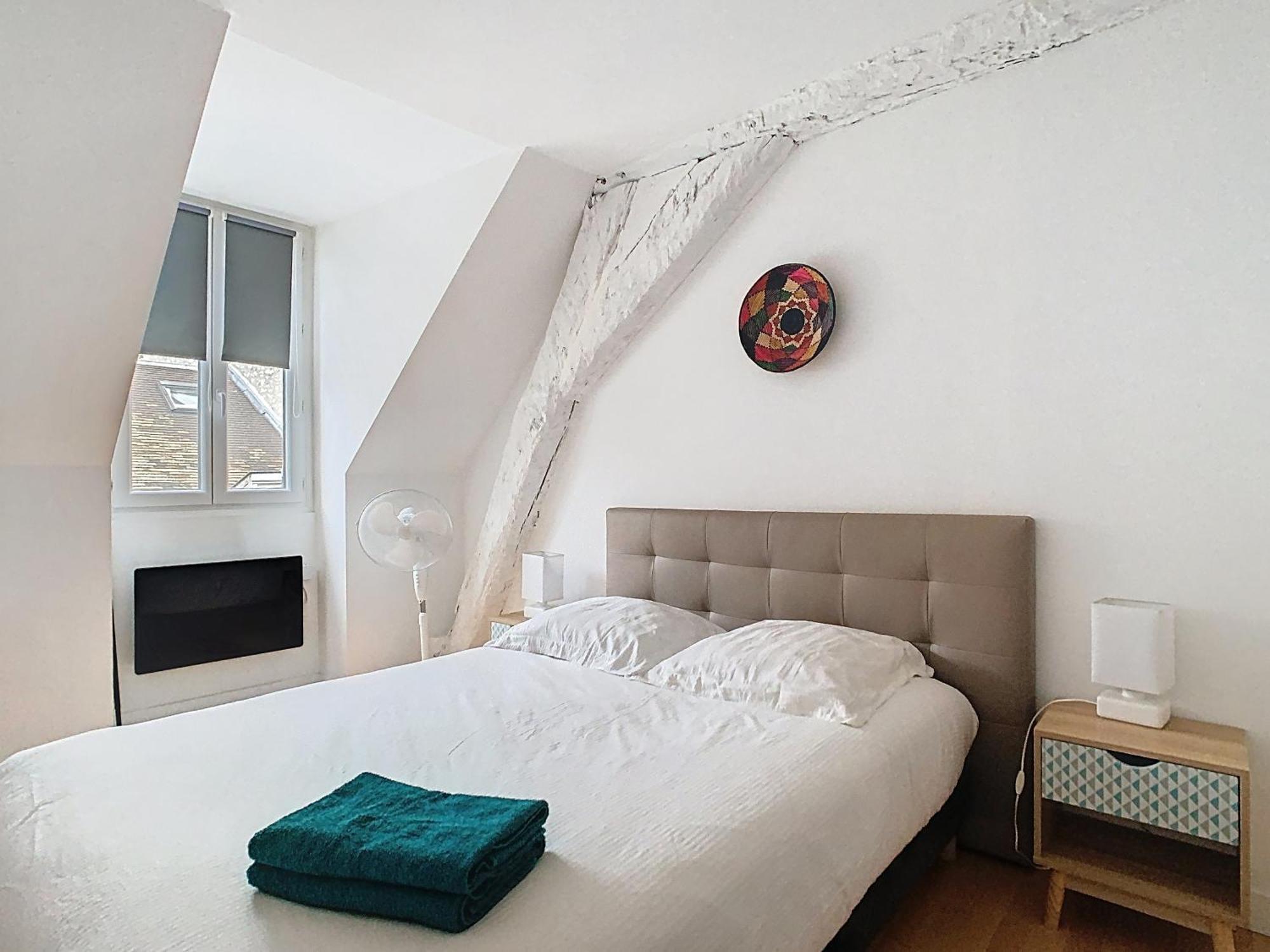 Apartament Le Briais Melun Zewnętrze zdjęcie