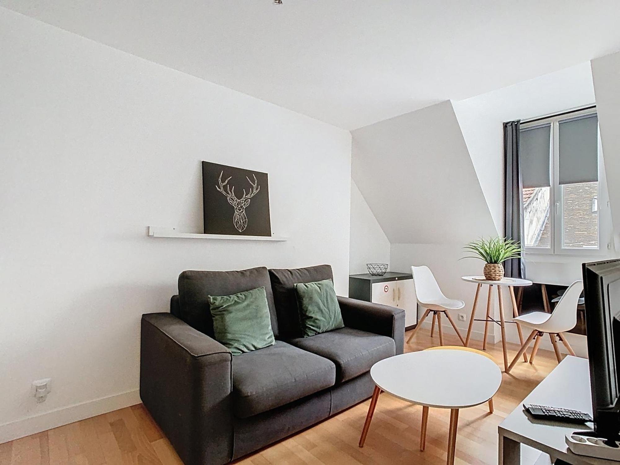 Apartament Le Briais Melun Zewnętrze zdjęcie